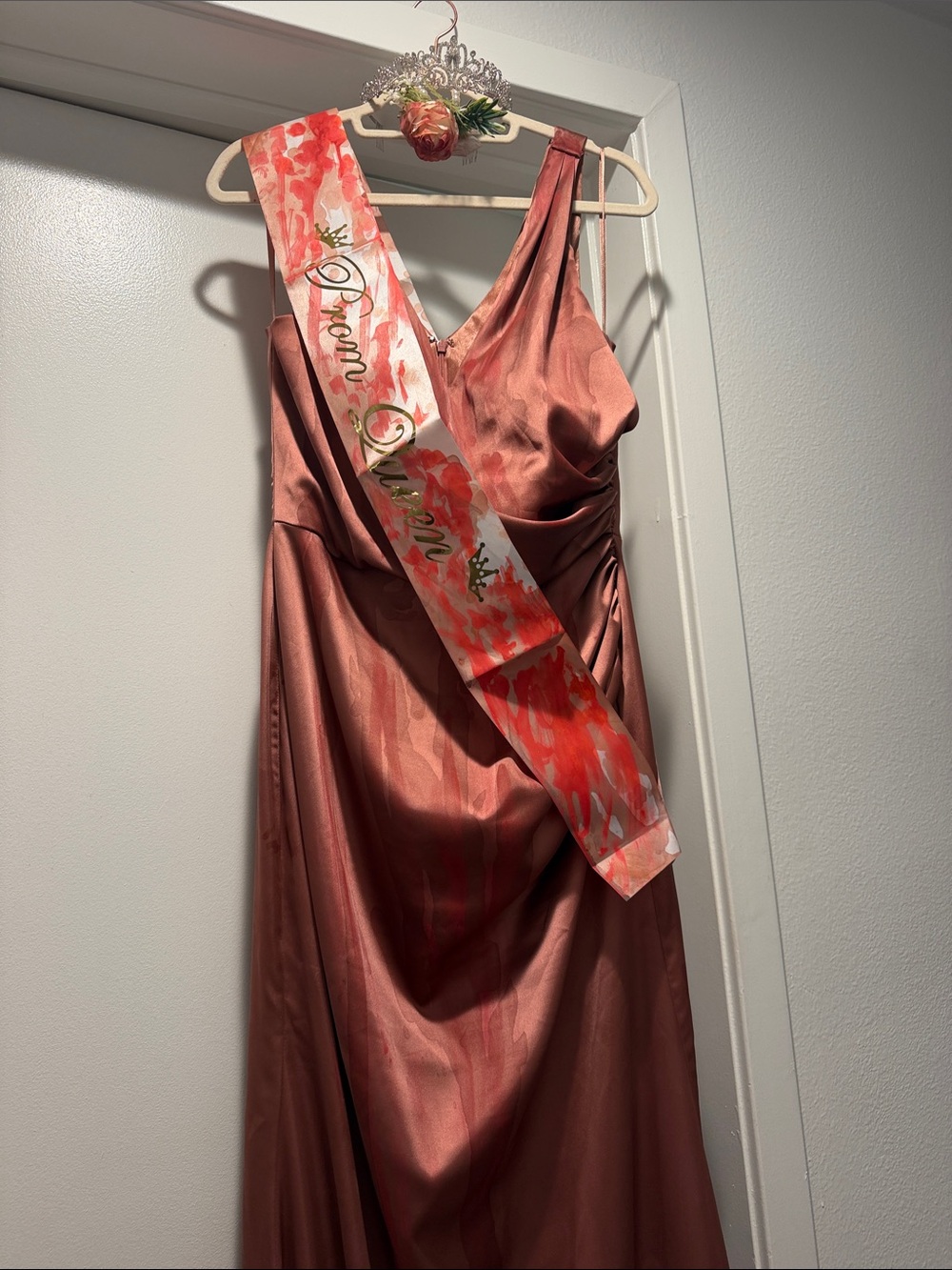 Carrie Halloween Costume